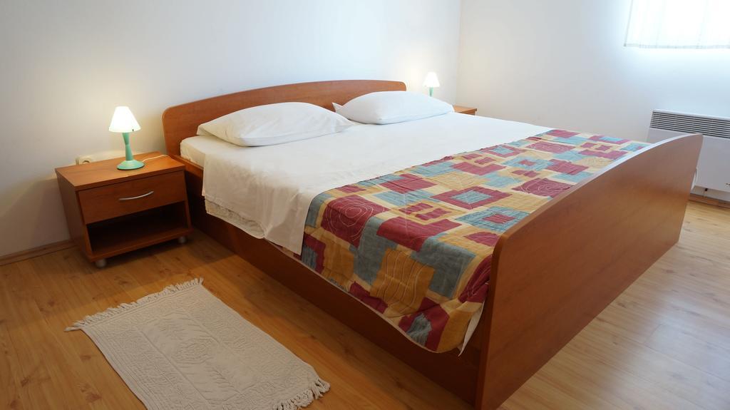 Apartments Sandra Sukošan Quarto foto